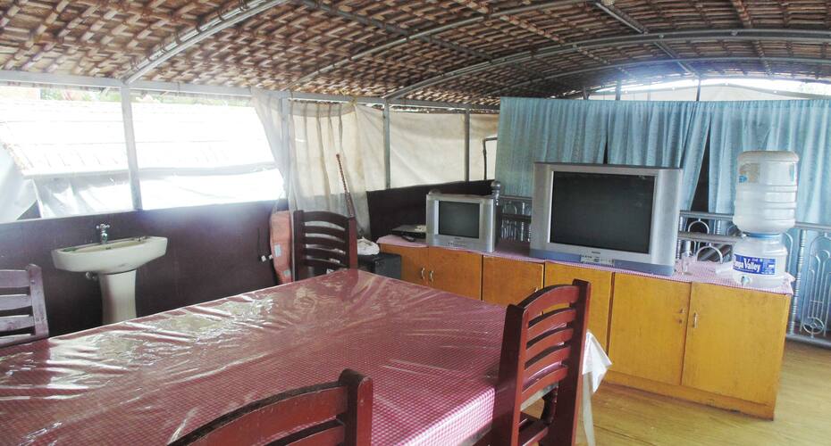 Snehadhare Houseboat, Alleppey 5